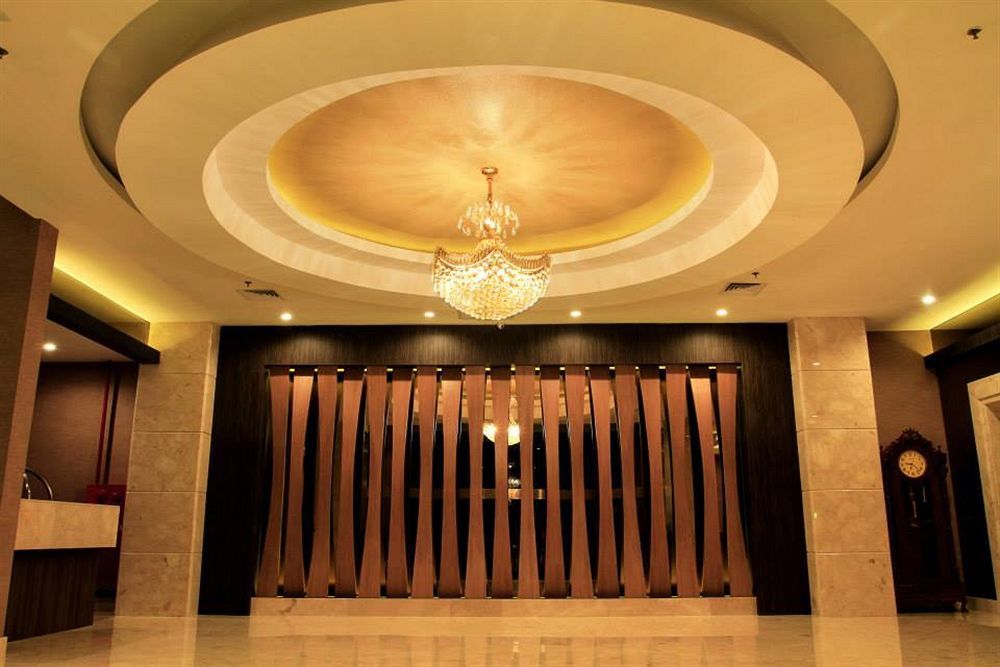 Horison Hotel Pematang Siantar Buitenkant foto